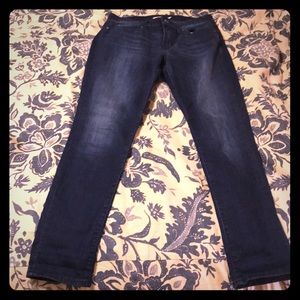 Levi’s 711 skinny jeans